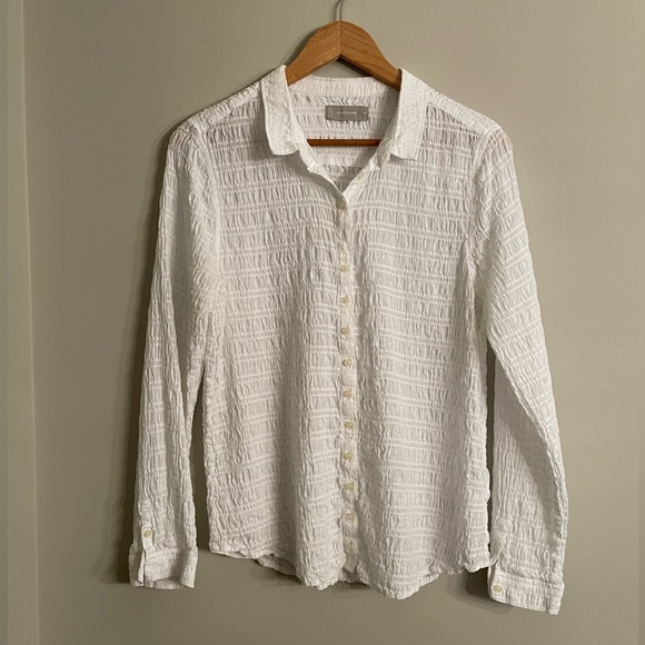 Everlane smocked button down - Picture 4 of 8